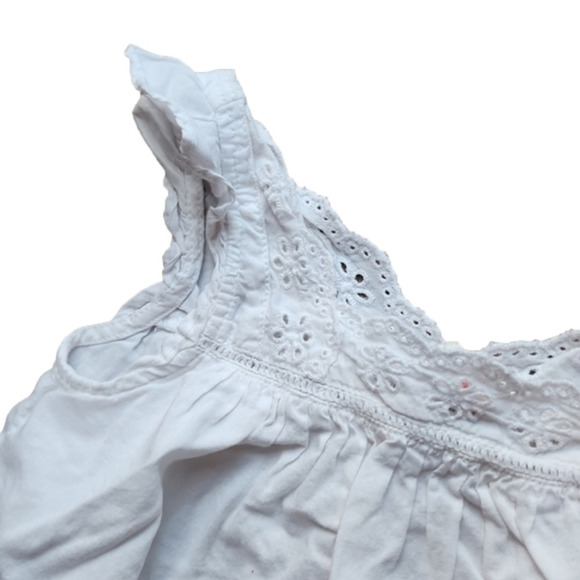 GAP White Eyelet Lace Tank Top - Picture 2 of 3